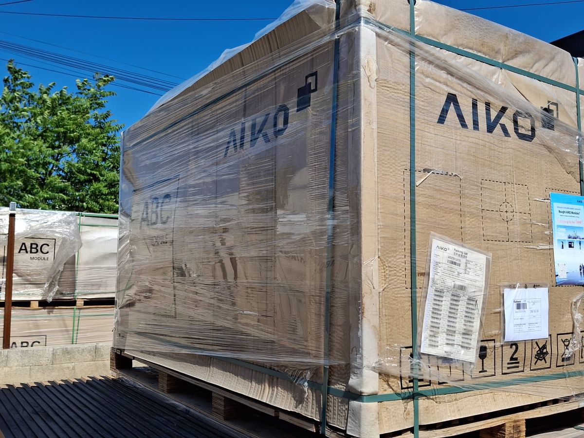 Pallet of AIKO panels at the Nectaria warehouse in Alba Iulia